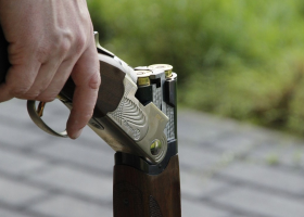 Senior střílel v Plzni u dětského hřiště